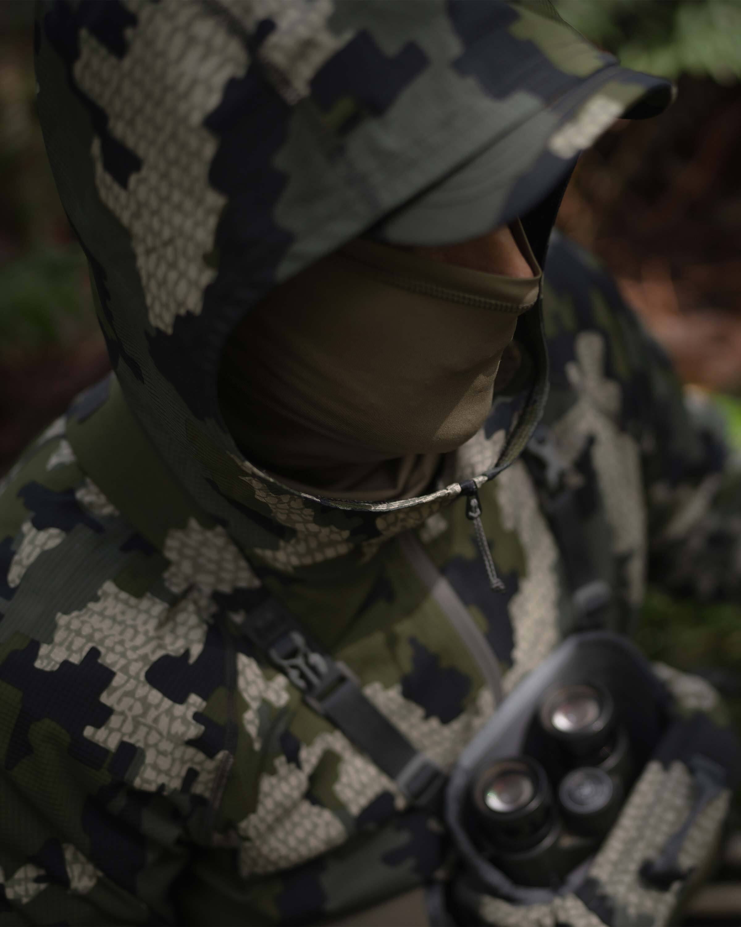 Tiburon Hybrid Hoodie | Stone - Image 7