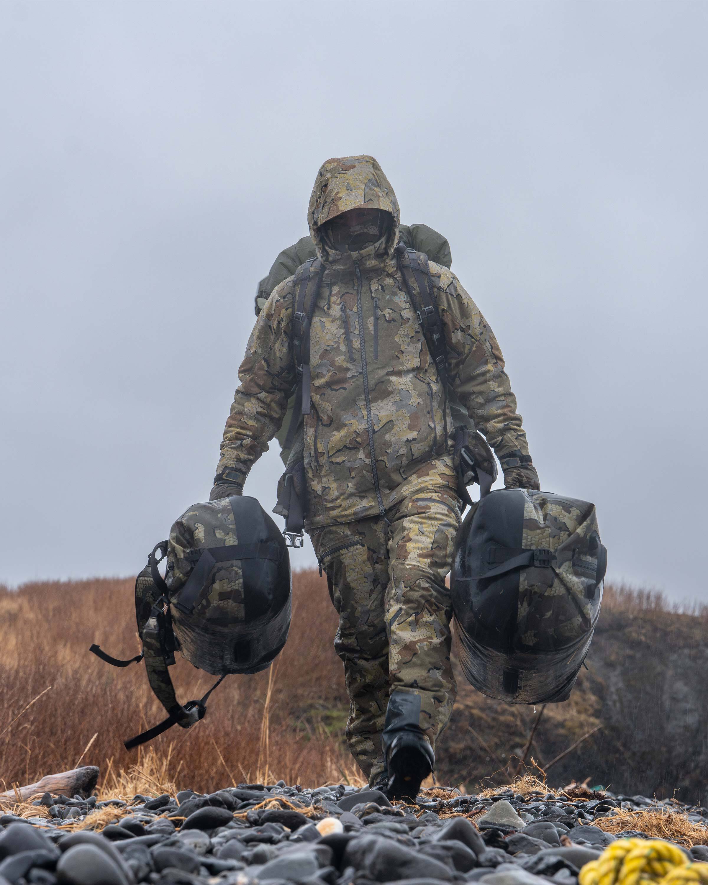 Kodiak 3000 Submersible Duffel | Coyote Brown - Image 16