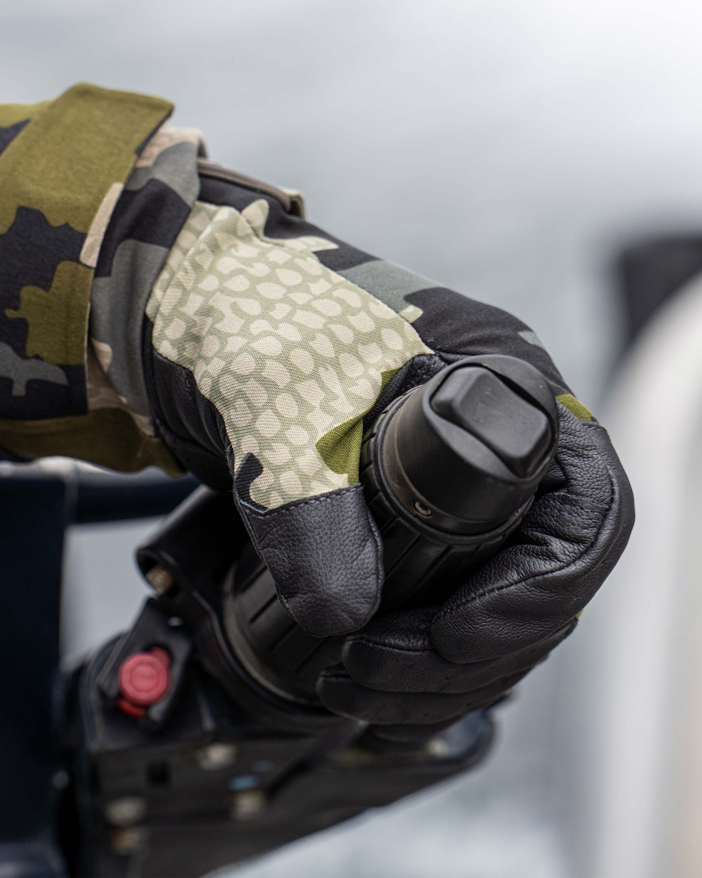 Precision Glove | Ash - Image 11